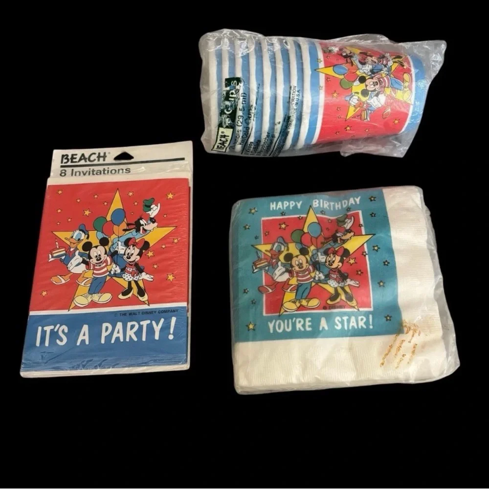 Disney Mickey & Friends Party Set in Red, Blue, White